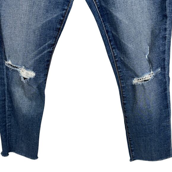 True Religion SZ 30 Stella Jeans Cropped Mid-Rise Distressed Stretch Whiskered - Picture 3 of 11